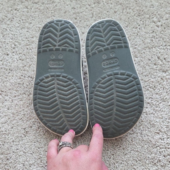 Kids Gray Clogs - Picture 6 of 6